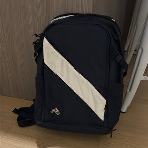 Tracksmith Olmsted pack - brand new navy